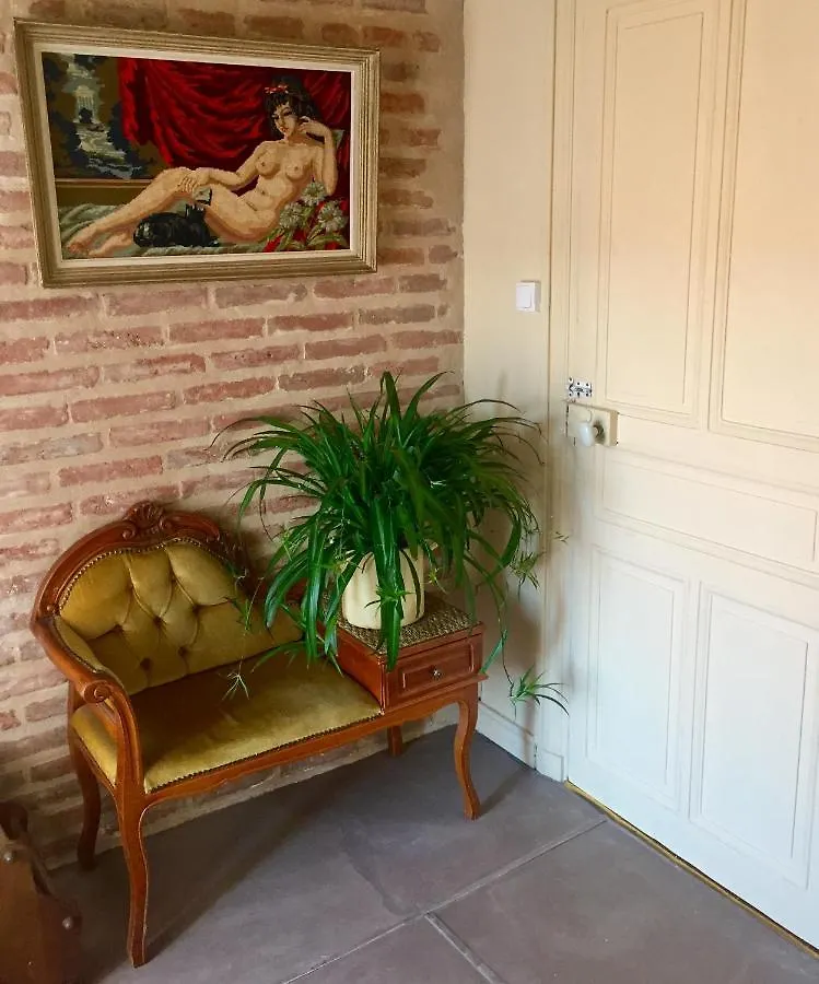 Orfenor Hotel Brioude 0*,